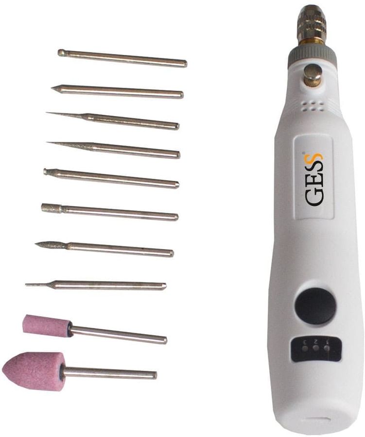 Маникюрно-педикюрный набор GESS Nail Art Ultra белый (GESS-640)
